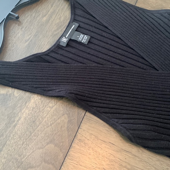 INC Black Sleeveless V- neck sweater dress. Size Large. New ! - Picture 7 of 9